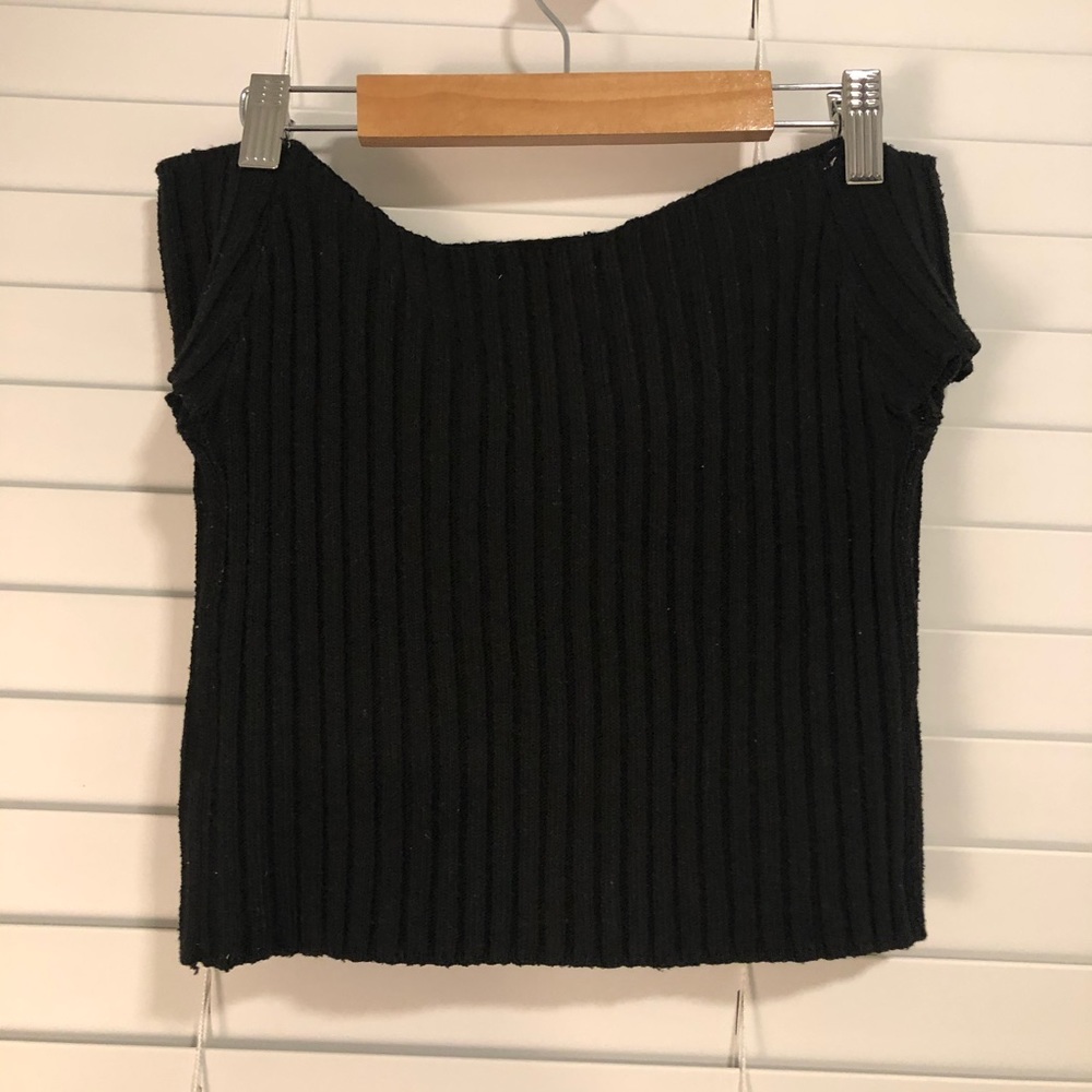 Boutique off the shoulder black crop top